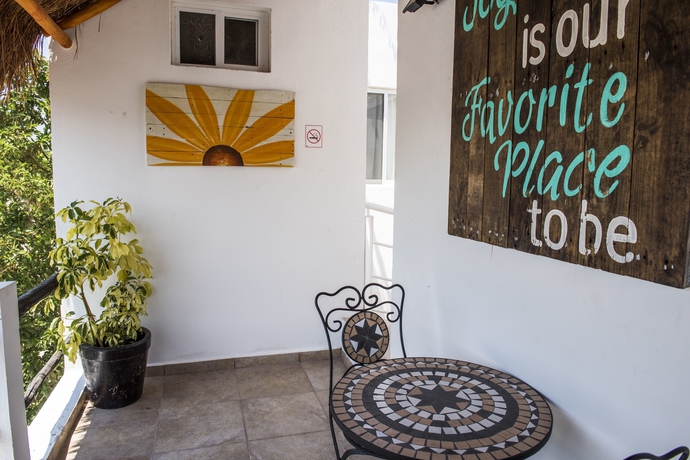 Imagen de los exteriores del Hotel Coconut Boutique. Foto 13