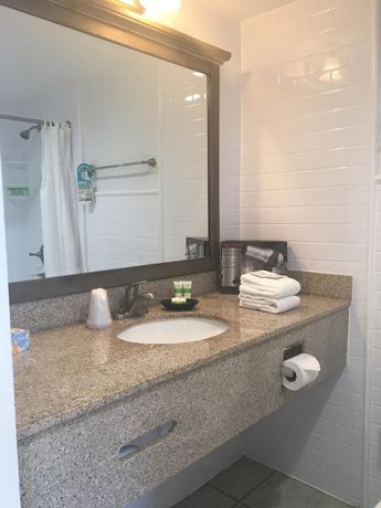 Imagen de la habitación del Hotel Coconut Cay Resort and Marina. Foto 14