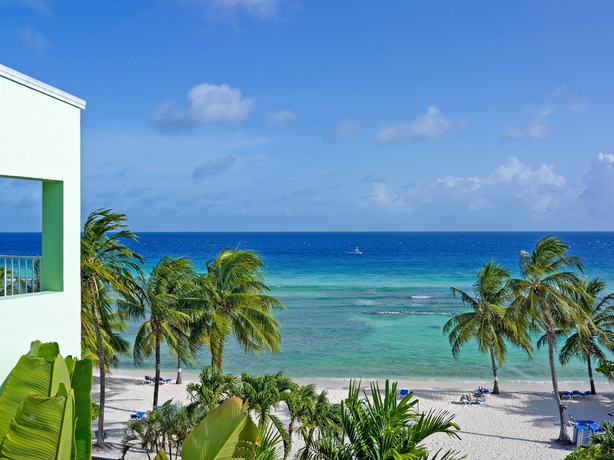 Imagen de la habitación del Hotel Coconut Court Beach. Foto 7