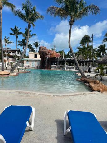 Imagen general del Hotel Coconut Cove Resort and Marina. Foto 2
