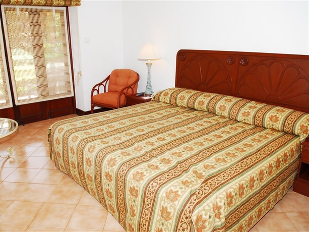 Imagen general del Hotel Coconut Grove Beach Resort, Goa. Foto 4