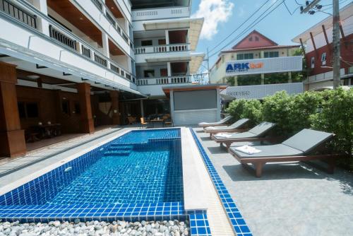 Imagen general del Hotel Coconut Grove, Chaweng. Foto 2