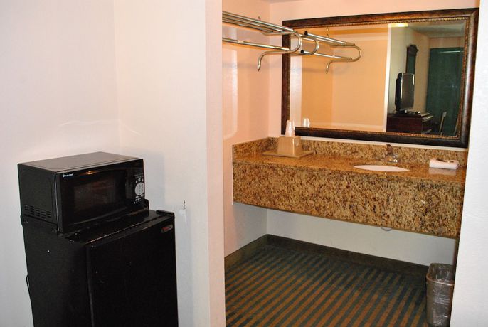 Imagen de la habitación del Hotel Coconut Grove Motor Inn. Foto 8