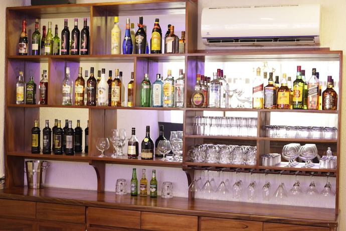 Imagen del bar/restaurante del Hotel Coconut Grove Sakumono. Foto 4