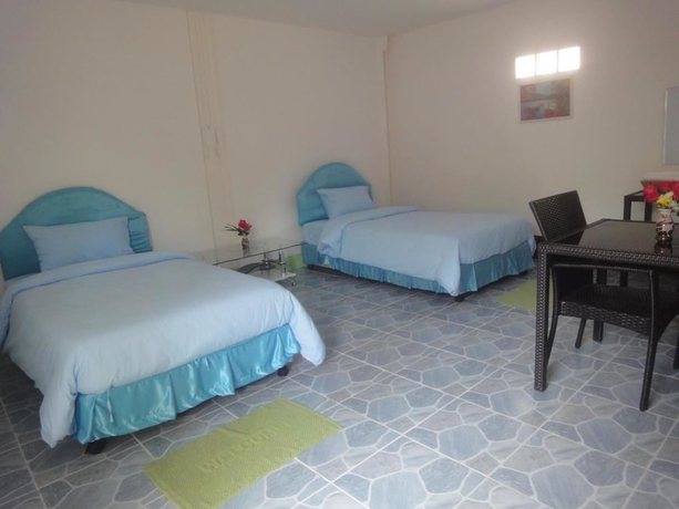 Imagen de la habitación del Hotel Coconut Home Resort. Foto 18
