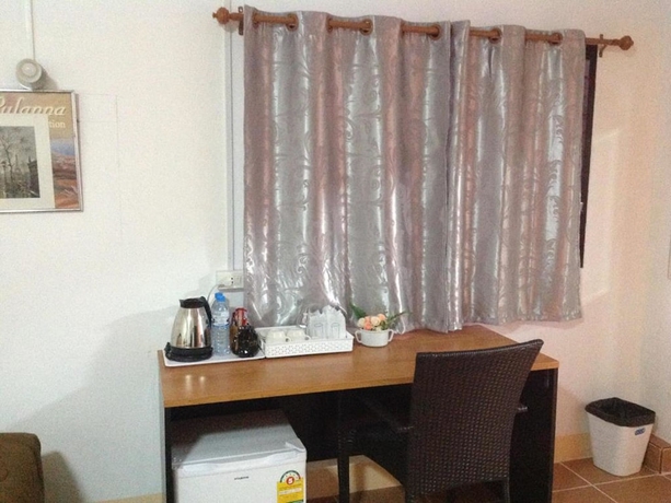 Imagen de la habitación del Hotel Coconut Home Resort. Foto 19