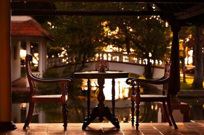 Imagen de los interiores del Hotel Coconut Lagoon - Cgh Earth. Foto 19