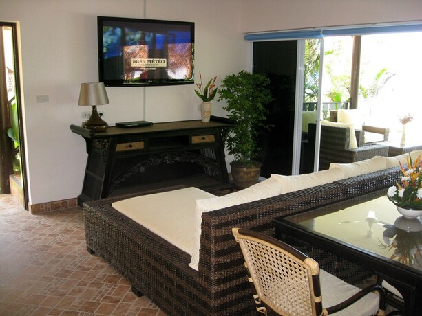 Imagen de la habitación del Hotel Coconut Laguna Villas. Foto 19
