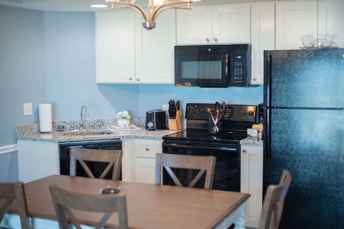 Imagen de la habitación del Hotel Coconut Palms Beach Resort Ii A Ramada By Wyndham. Foto 10