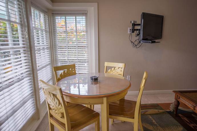 Imagen de la habitación del Hotel Coconut Palms Beach Resort Ii A Ramada By Wyndham. Foto 14