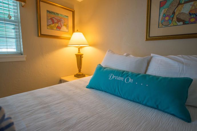 Imagen de la habitación del Hotel Coconut Palms Beach Resort Ii A Ramada By Wyndham. Foto 17