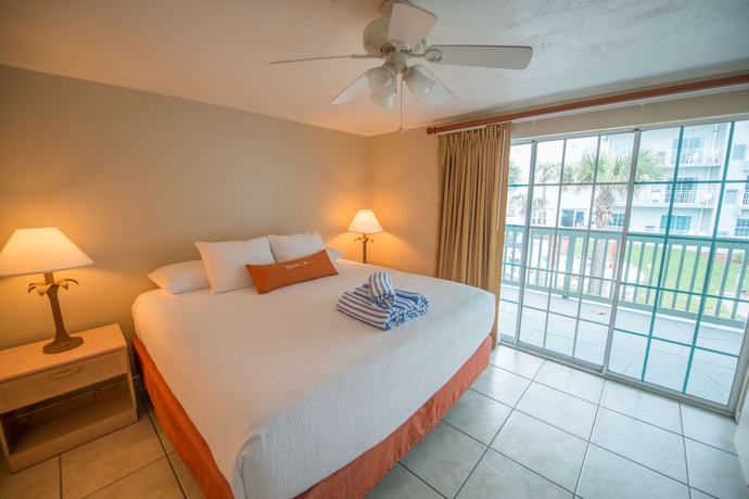 Imagen de la habitación del Hotel Coconut Palms Beach Resort Ii A Ramada By Wyndham. Foto 18