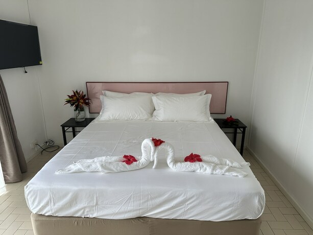 Imagen de la habitación del Hotel Coconut Palms Resort and Diamond Casino. Foto 13