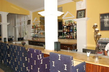 Imagen del bar/restaurante del Hotel Coconut Residence. Foto 2