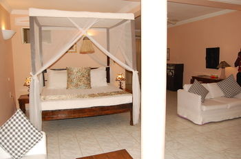 Imagen de la habitación del Hotel Coconut Residence. Foto 5