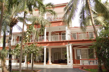 Imagen de los exteriores del Hotel Coconut Residence. Foto 12