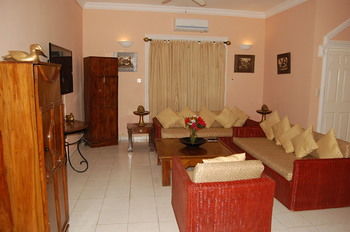 Imagen de la habitación del Hotel Coconut Residence. Foto 8
