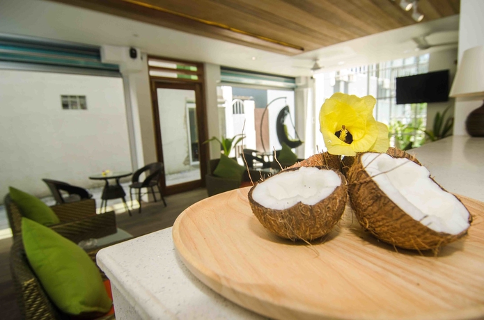 Imagen de los interiores del Hotel Coconut Tree Hulhuvilla Beach. Foto 17
