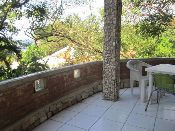 Imagen de la habitación del Hotel Coconut Tree West Bay. Foto 4