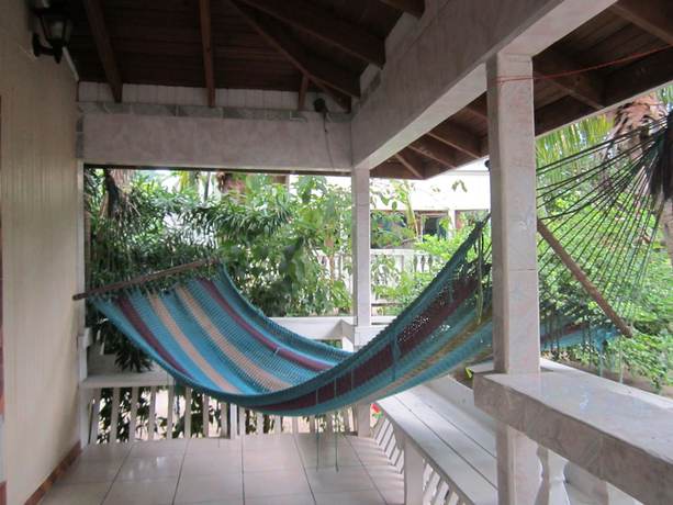 Imagen de la habitación del Hotel Coconut Tree West Bay. Foto 12