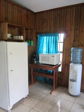 Imagen de la habitación del Hotel Coconut Tree West Bay. Foto 15