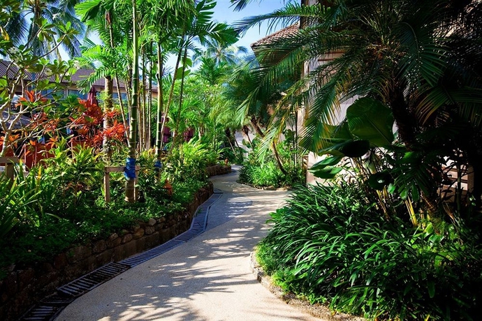 Imagen de los exteriores del Hotel Coconut Village Resort. Foto 10
