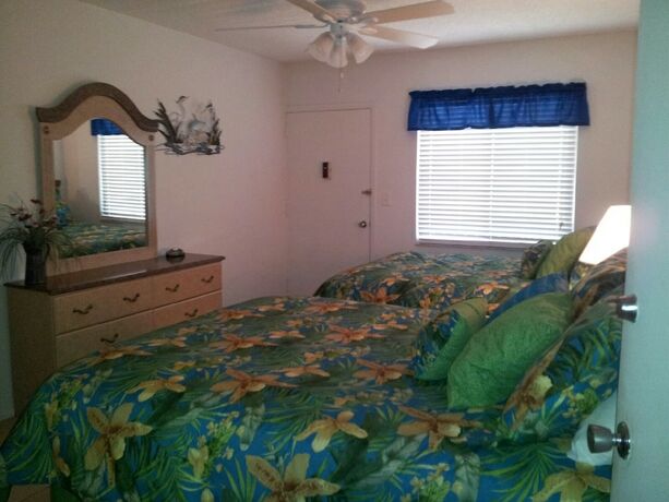 Imagen general del Hotel Coconuts Beach Resort, Holmes Beach. Foto 2