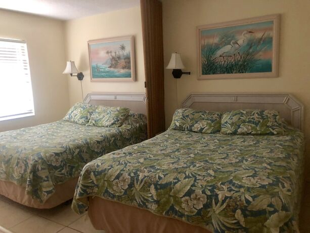 Imagen de la habitación del Hotel Coconuts Beach Resort, Holmes Beach. Foto 13