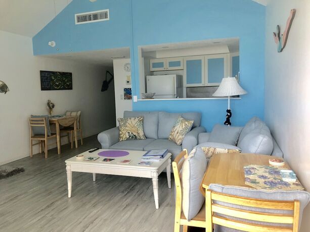Imagen de la habitación del Hotel Coconuts Beach Resort, Holmes Beach. Foto 15