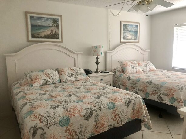 Imagen general del Hotel Coconuts Beach Resort, Holmes Beach. Foto 7