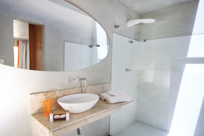 Imagen de la habitación del Hotel Cocoon E Lounge. Foto 8