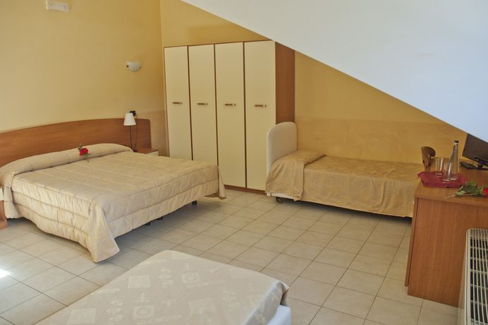 Imagen de la habitación del Hotel Cocoon, Pescasseroli. Foto 4