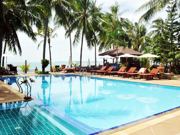 Imagen general del Hotel Cocopalm Beach Resort. Foto 10