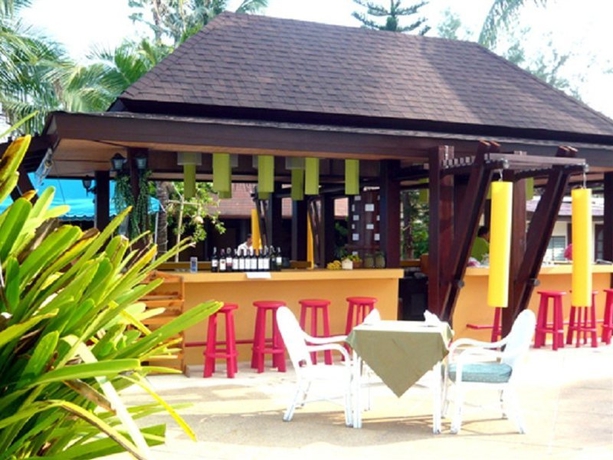 Imagen general del Hotel Cocopalm Beach Resort. Foto 6