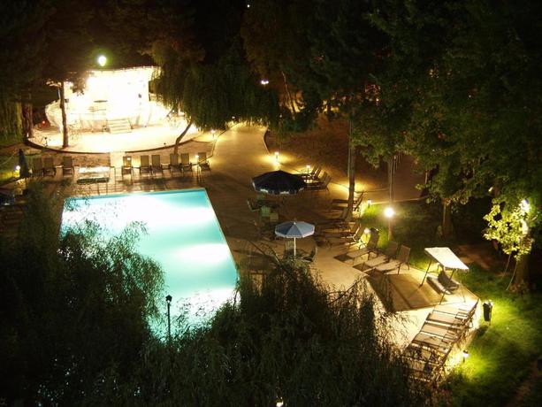 Imagen de los exteriores del Hotel Cocor Spa. Foto 10