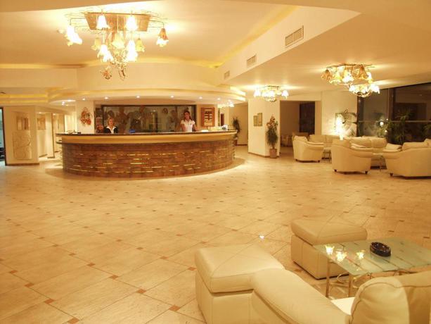 Imagen de los interiores del Hotel Cocor Spa. Foto 16
