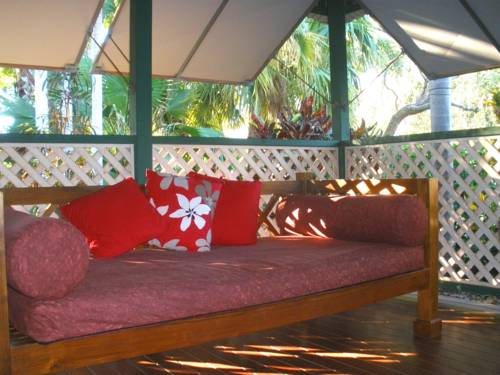 Imagen de la habitación del Hotel Cocos Beach Bungalows. Foto 3