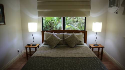 Imagen de la habitación del Hotel Cocos Beach Bungalows. Foto 4