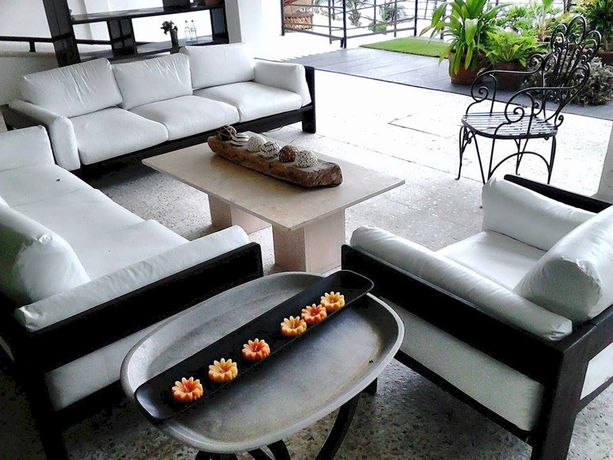 Imagen de los exteriores del Hotel Cocos Camp. Foto 11