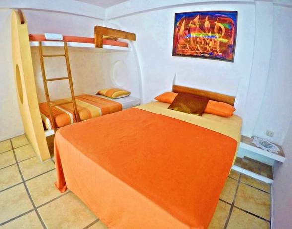 Imagen de la habitación del Hotel Cocos, Salinas. Foto 18