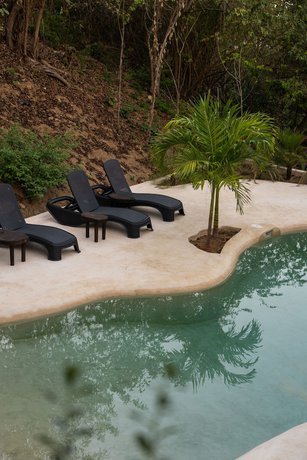 Imagen de la piscina del Hotel Cocos, San Pedro Pochutla. Foto 18