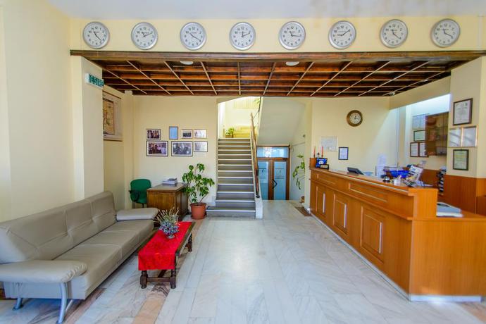 Imagen de los interiores del Hotel Codrisor. Foto 14