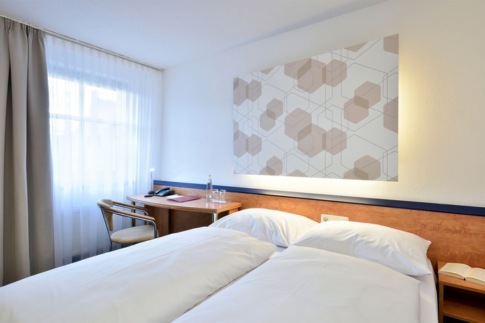 Imagen de la habitación del Hotel Coffee Fellows Puchheim. Foto 4