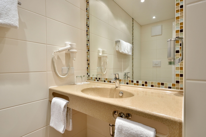 Imagen de la habitación del Hotel Coffee Fellows Puchheim. Foto 13