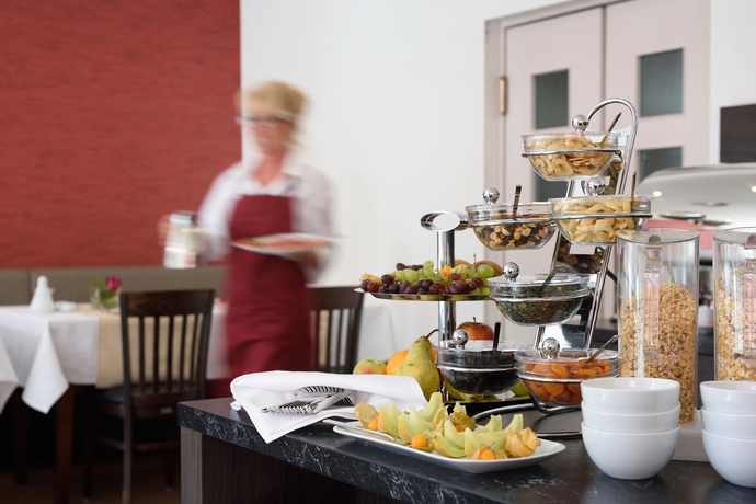 Imagen del bar/restaurante del Hotel Coffee Fellows Puchheim. Foto 3