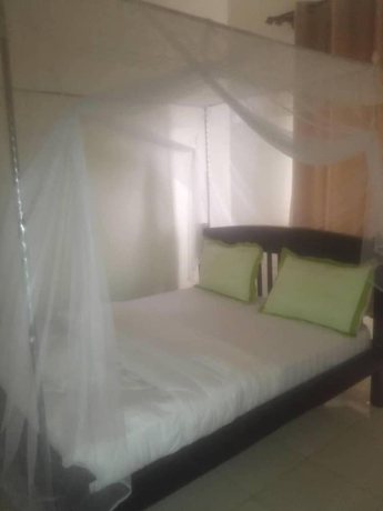 Imagen de la habitación del Hotel Coffee Tourist Motel. Foto 9