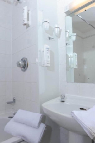 Imagen de la habitación del Hotel Cohannon Inn. Foto 12