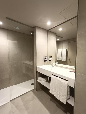 Imagen general del Hotel Coimbra Aeminium, Affiliated By Meliá. Foto 12