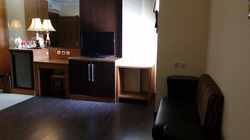 Imagen de los interiores del Hotel Coin's Jakarta. Foto 18