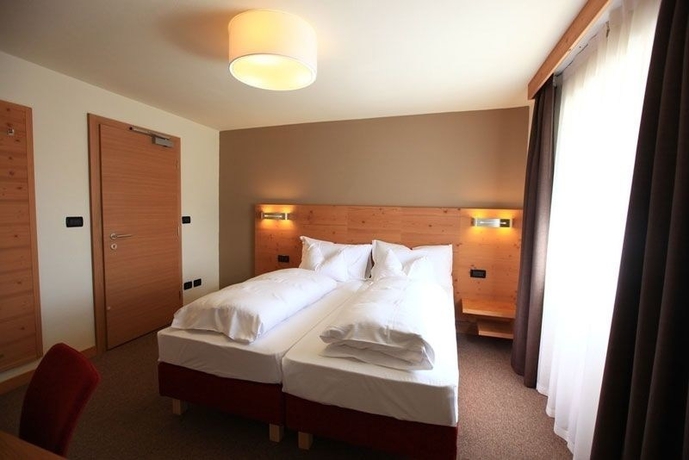 Imagen de la habitación del Hotel Col Di Lana. Foto 13